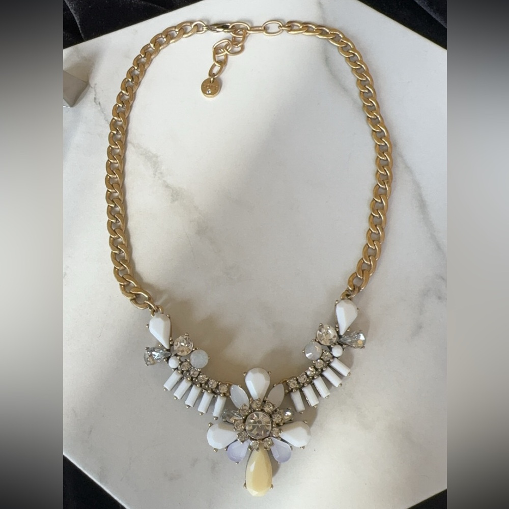 LOFT necklace